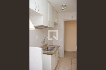 Apartamento à venda com 55m², 2 quartos e 1 vagaCozinha