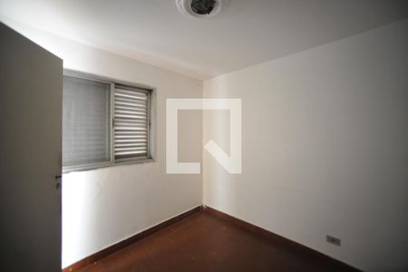 Casa à venda com 240m², 3 quartos e 3 vagasQuarto de Serviço