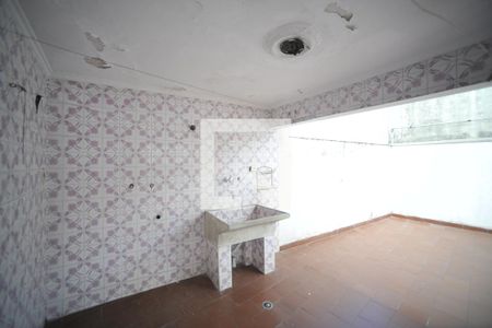 Casa à venda com 240m², 3 quartos e 3 vagasÁrea de Serviço e Terraço