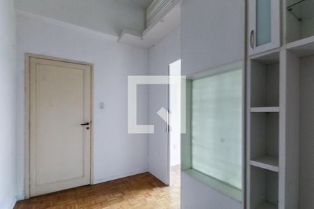 Apartamento para alugar com 77m², 3 quartos e 1 vagaQuarto