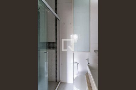 Apartamento para alugar com 77m², 3 quartos e 1 vagaBanheiro da suíte