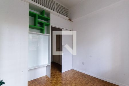 Apartamento para alugar com 77m², 3 quartos e 1 vagaQuarto