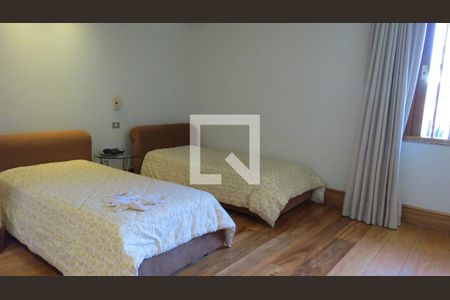 Casa de Condomínio à venda com 5 quartos, 982m² em Vila Castela, Nova Lima