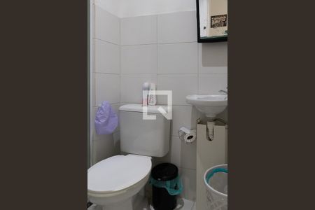 Banheiro  de apartamento à venda com 2 quartos, 54m² em Vargem Pequena, Rio de Janeiro