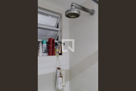Banheiro  de apartamento à venda com 2 quartos, 54m² em Vargem Pequena, Rio de Janeiro