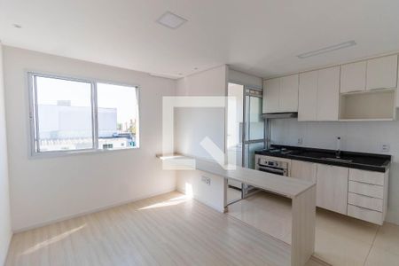 Sala/Cozinha de apartamento para alugar com 2 quartos, 41m² em Vila Paranagua, São Paulo