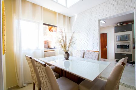 Sala de jantar de casa à venda com 3 quartos, 108m² em Vila Alzira, Santo André