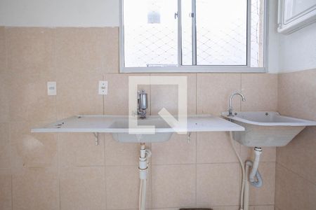 Apartamento para alugar com 44m², 2 quartos e 1 vaga Apartamento para alugar com 44m², 2 quartos e 1 vagaCozinha e Área de Serviço