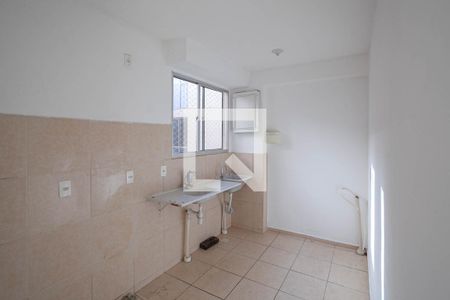 Apartamento para alugar com 44m², 2 quartos e 1 vaga Apartamento para alugar com 44m², 2 quartos e 1 vagaCozinha e Área de Serviço