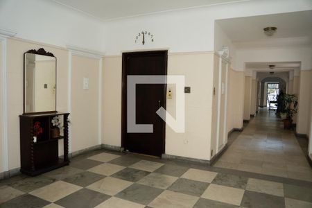 Apartamento à venda com 130m², 3 quartos e sem vagaHall de Entrada