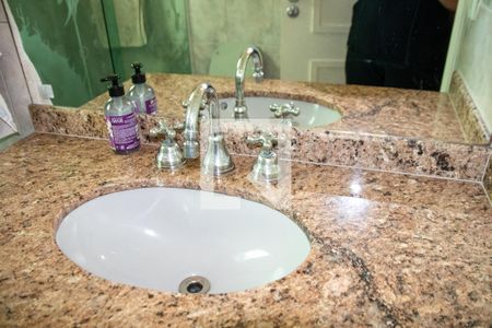 Casa à venda com 200m², 3 quartos e 4 vagas Casa à venda com 200m², 3 quartos e 4 vagasBanheiro do Quarto 3