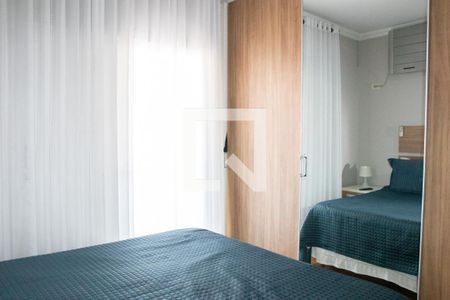 Casa à venda com 200m², 3 quartos e 4 vagas Casa à venda com 200m², 3 quartos e 4 vagasQuarto 3