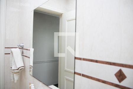 Casa à venda com 200m², 3 quartos e 4 vagas Casa à venda com 200m², 3 quartos e 4 vagasBanheiro 4