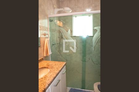 Banheiro do Quarto 1 de casa à venda com 3 quartos, 200m² em Vila Constança, São Paulo