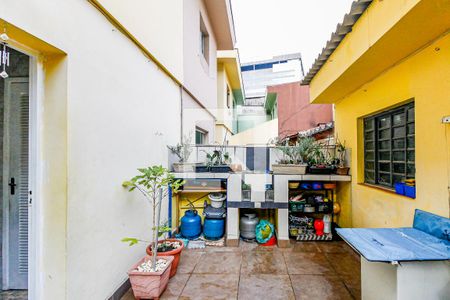 Casa à venda com 150m², 3 quartos e 2 vagas Casa à venda com 150m², 3 quartos e 2 vagasQuintal