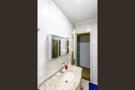 Casa à venda com 150m², 3 quartos e 2 vagas Casa à venda com 150m², 3 quartos e 2 vagasBanheiro