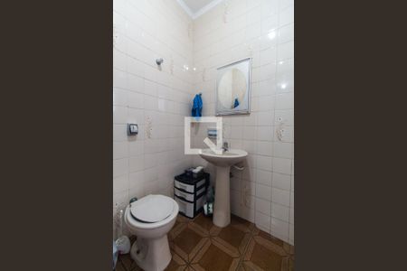 Casa à venda com 180m², 3 quartos e 4 vagasBanheiro 2