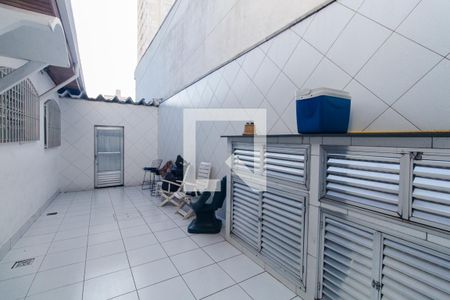 Casa à venda com 180m², 3 quartos e 4 vagasÁrea de serviço e quintal