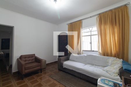 Sala de casa à venda com 3 quartos, 180m² em Vila Carrão, São Paulo