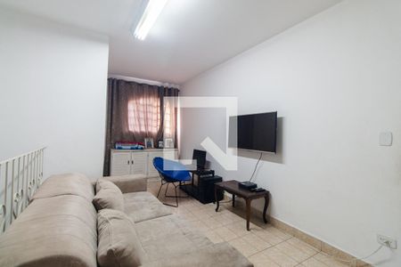 Casa à venda com 180m², 3 quartos e 4 vagasSala - segundo andar