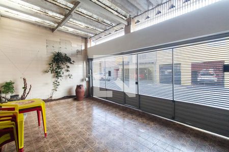 Casa à venda com 180m², 3 quartos e 4 vagasGaragem