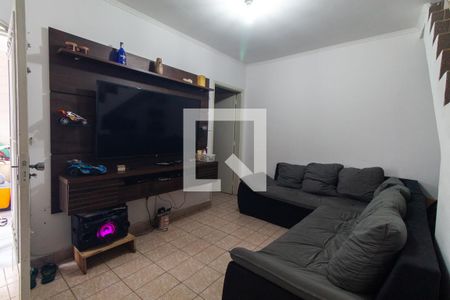 Sala de TV de casa à venda com 3 quartos, 180m² em Vila Carrão, São Paulo