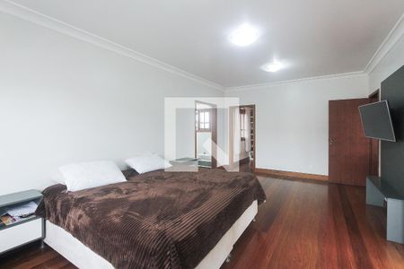 Casa à venda com 333m², 4 quartos e 5 vagasSuite 2