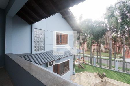 Casa à venda com 333m², 4 quartos e 5 vagasVaranda suite 2