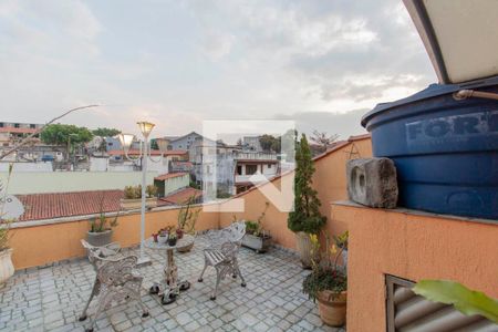 Casa à venda com 90m², 3 quartos e 2 vagasVaranda