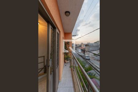 Casa à venda com 90m², 3 quartos e 2 vagasSacada Quarto 3