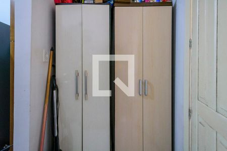 Casa à venda com 51m², 2 quartos e 1 vaga Casa à venda com 51m², 2 quartos e 1 vagaÁrea de Serviço