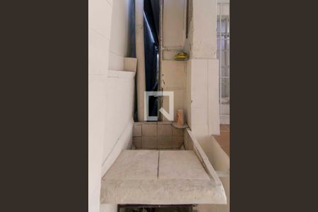 Casa à venda com 240m², 2 quartos e 2 vagasLavanderia