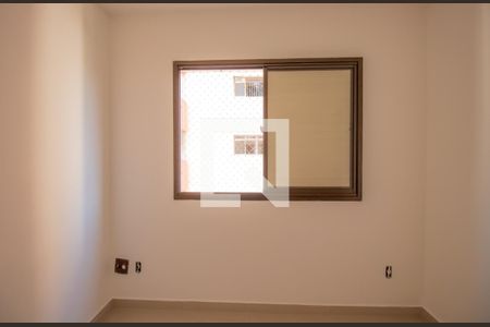 Apartamento à venda com 57m², 2 quartos e 1 vaga Apartamento à venda com 57m², 2 quartos e 1 vaga Suíte