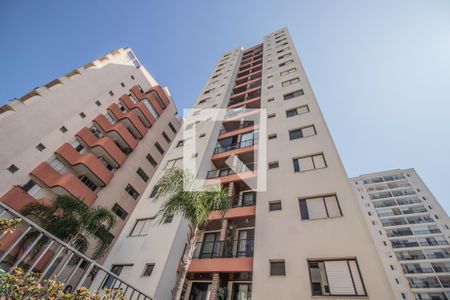 Apartamento à venda com 57m², 2 quartos e 1 vaga Apartamento à venda com 57m², 2 quartos e 1 vagaFachada