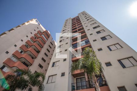 Apartamento à venda com 57m², 2 quartos e 1 vaga Apartamento à venda com 57m², 2 quartos e 1 vagaFachada