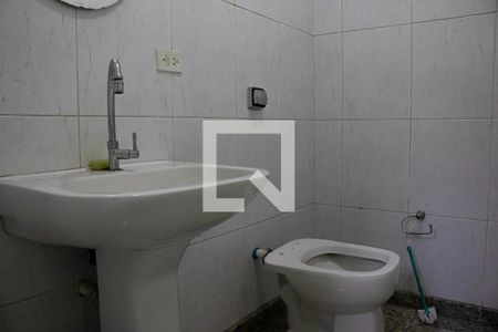 Banheiro de casa para alugar com 5 quartos, 350m² em Jardim Vera Cruz, São Paulo