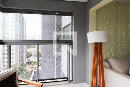 Varanda  de apartamento para alugar com 1 quarto, 51m² em Indianópolis, São Paulo