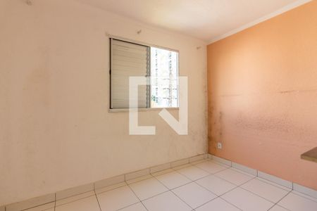 Quarto 1 de apartamento para alugar com 2 quartos, 45m² em São Pedro, Osasco