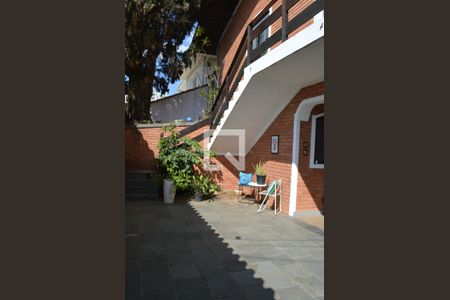 Casa à venda com 258m², 3 quartos e 4 vagasEscadas acesso