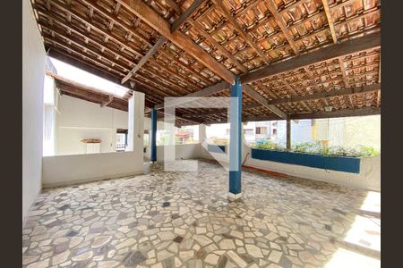 Casa à venda com 300m², 4 quartos e 2 vagasTerraço