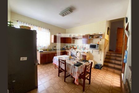 Casa à venda com 300m², 4 quartos e 2 vagasCozinha