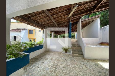 Casa à venda com 300m², 4 quartos e 2 vagasTerraço