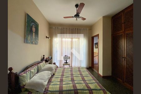 Casa à venda com 300m², 4 quartos e 2 vagasQuarto 3