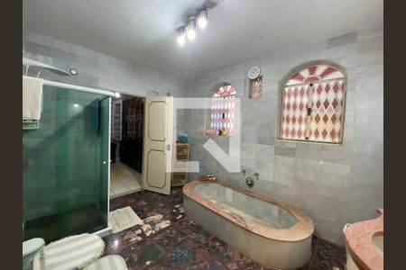 Casa à venda com 300m², 4 quartos e 2 vagasBanheiro do Quarto 3