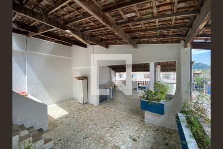 Casa à venda com 300m², 4 quartos e 2 vagasTerraço