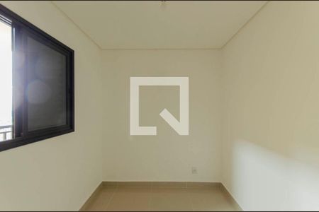 Quarto 1 de apartamento para alugar com 2 quartos, 55m² em Vila Nhocuné, São Paulo