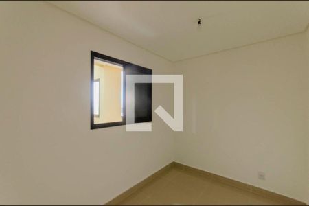 Quarto 1 de apartamento para alugar com 2 quartos, 55m² em Vila Nhocuné, São Paulo