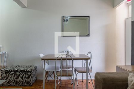 Apartamento à venda com 60m², 2 quartos e sem vagaSala