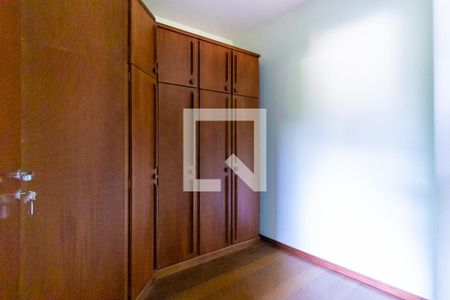 Casa à venda com 289m², 4 quartos e 2 vagasQuarto da suíte 1