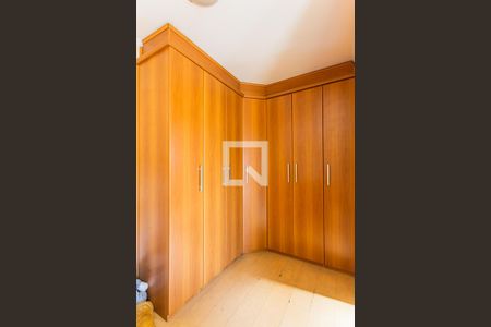 Casa à venda com 352m², 4 quartos e 12 vagasSuite 2